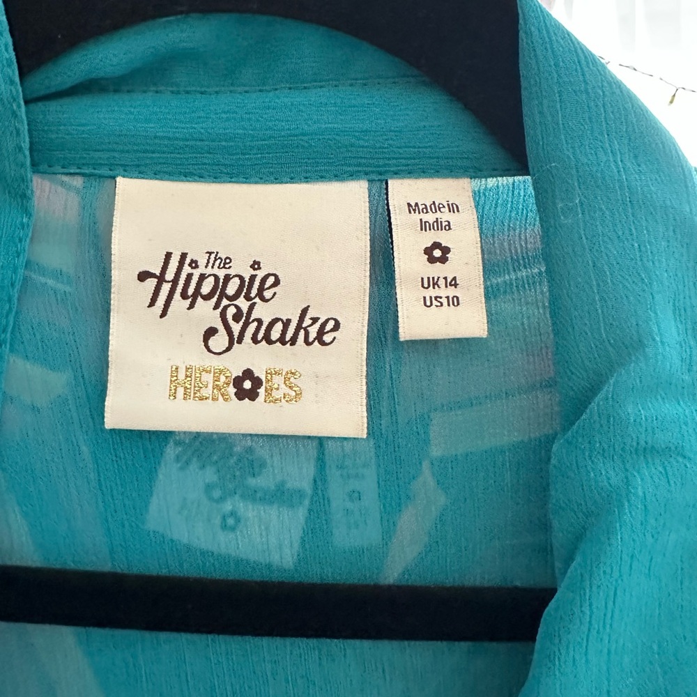 Chic Teal Ruffle Blouse - Picture 3 of 6